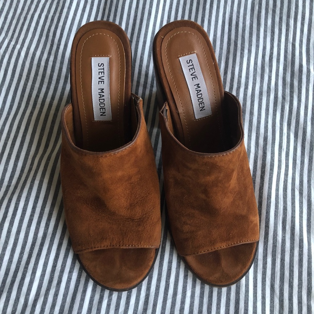Stylish brown suede mules